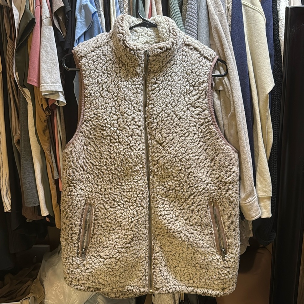 Sherpa vest